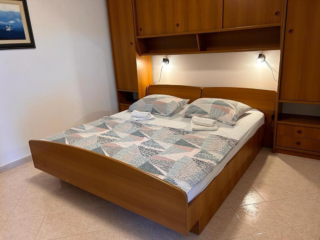 Apartment Near The Sea 650 Рабац Екстериор снимка
